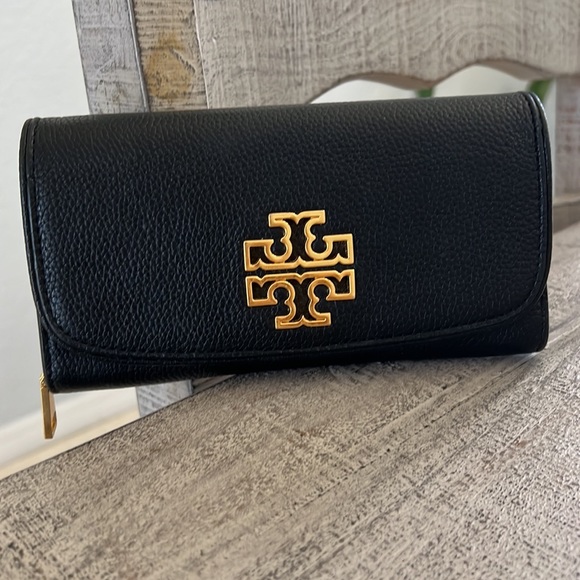 Tory Burch Britten Duo Envelope Continental Wallet - Picture 10 of 11